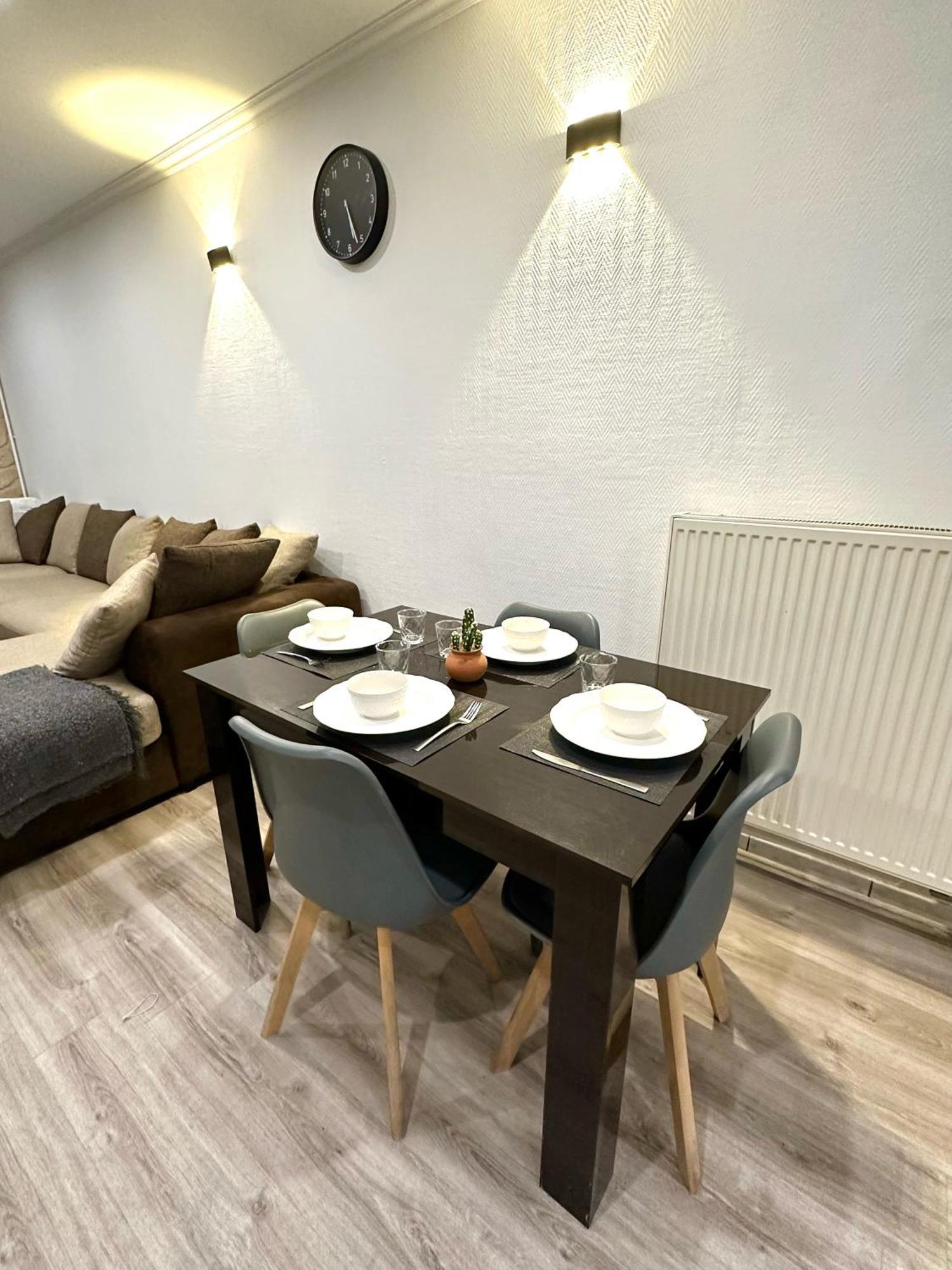 Une Belle Maison Avec 2 Chambre Croix Exteriér fotografie